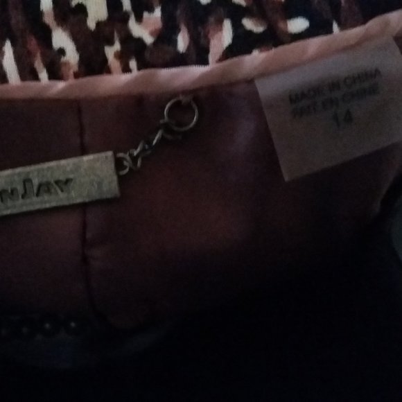 TanJay | Fashionable Matching Top and Jacket Set - Picture 4 of 6